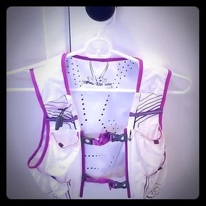 Nathan Vaporhowe 2.0 womens hydration vest 4 Liter